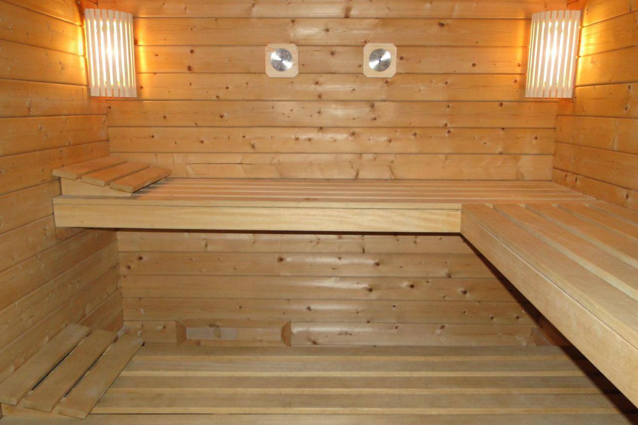 Gite 1805 Montagnes Du Jura Avec Spa Et Sauna Classe 3 Etoiles Foncine-le-Haut Dış mekan fotoğraf